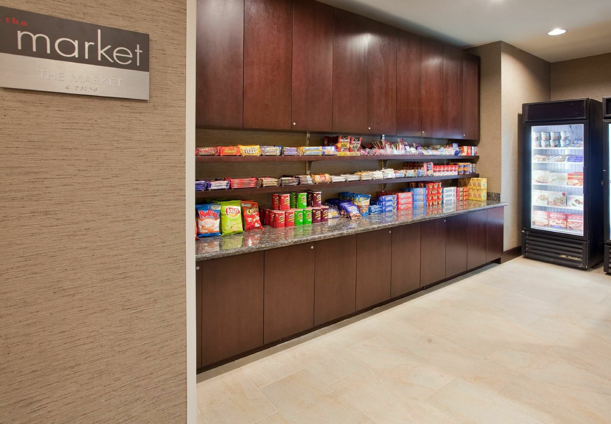 Residence Inn Одеса Екстериор снимка